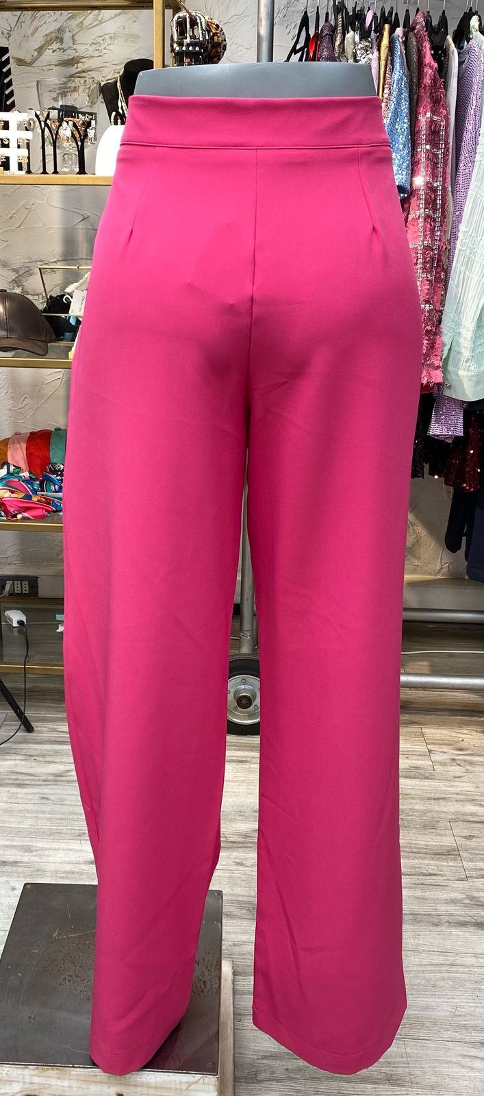 Pantalón sastrero fucsia