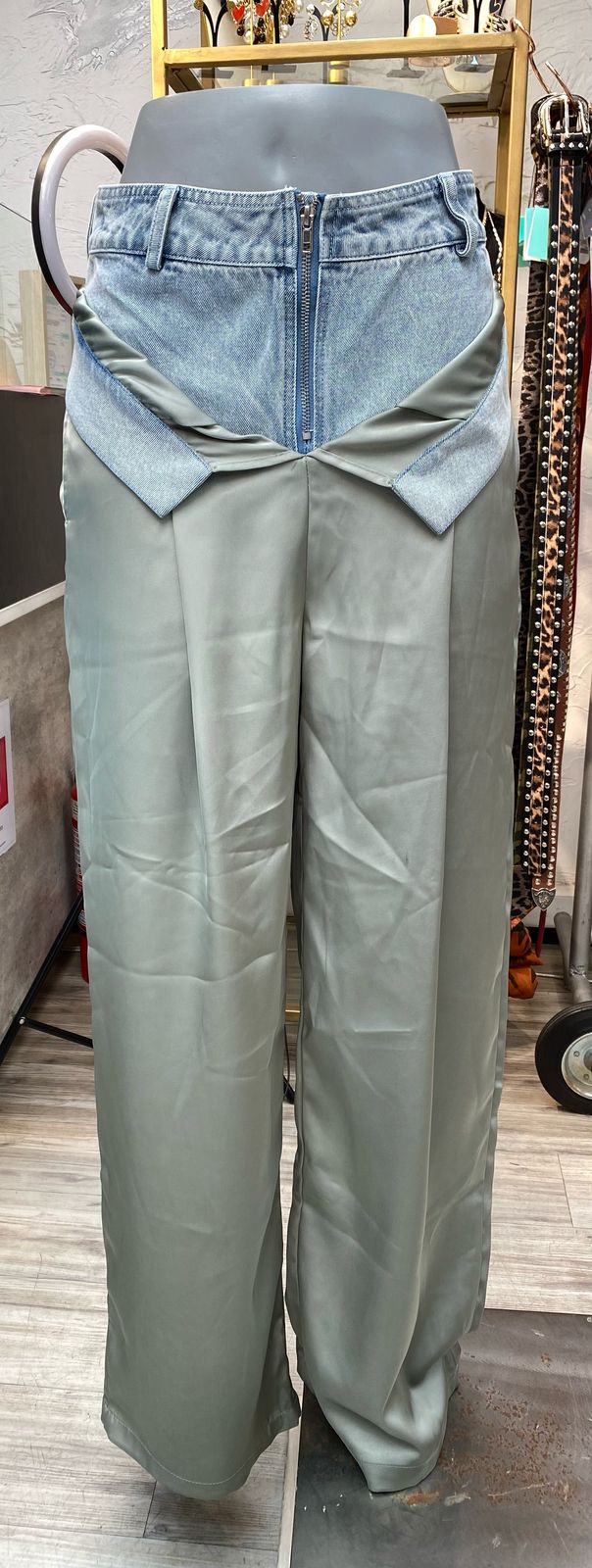 Pantalón jeans/satín sastre verde