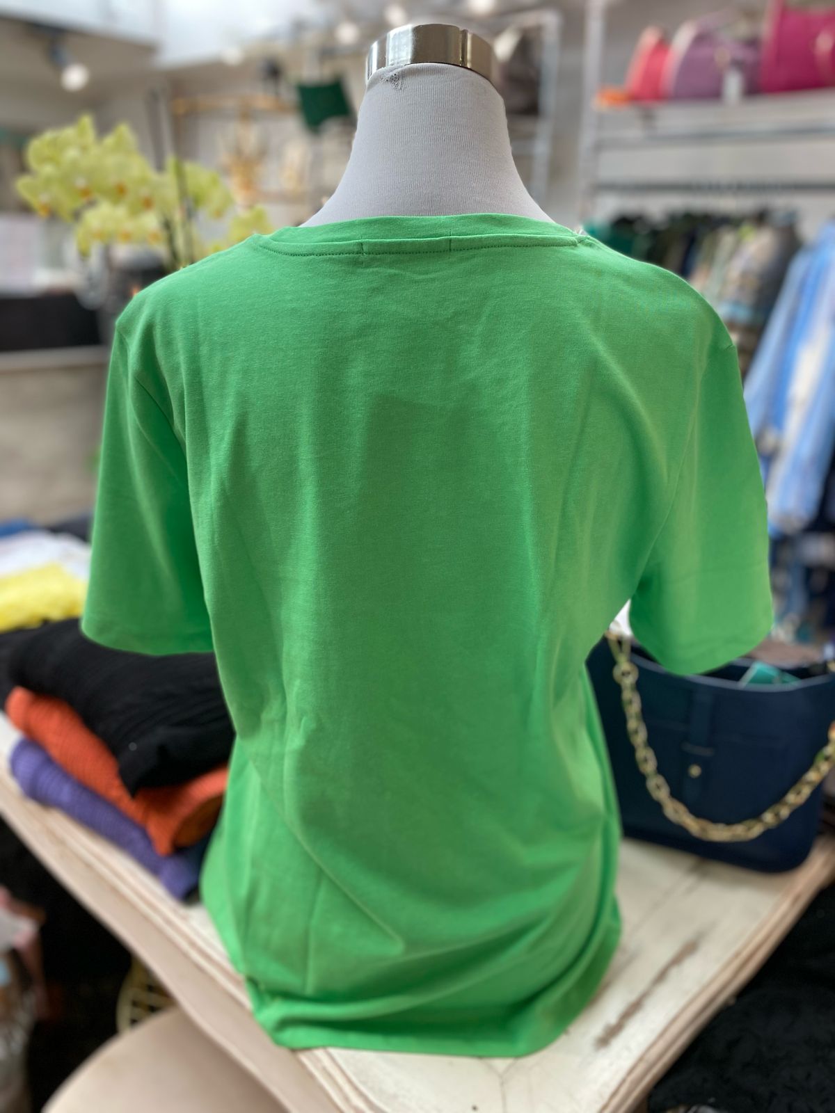 Polera verde con cristales