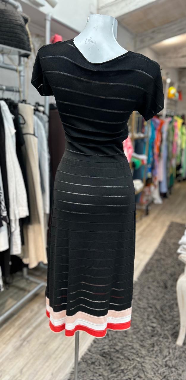 Vestido negro tejido