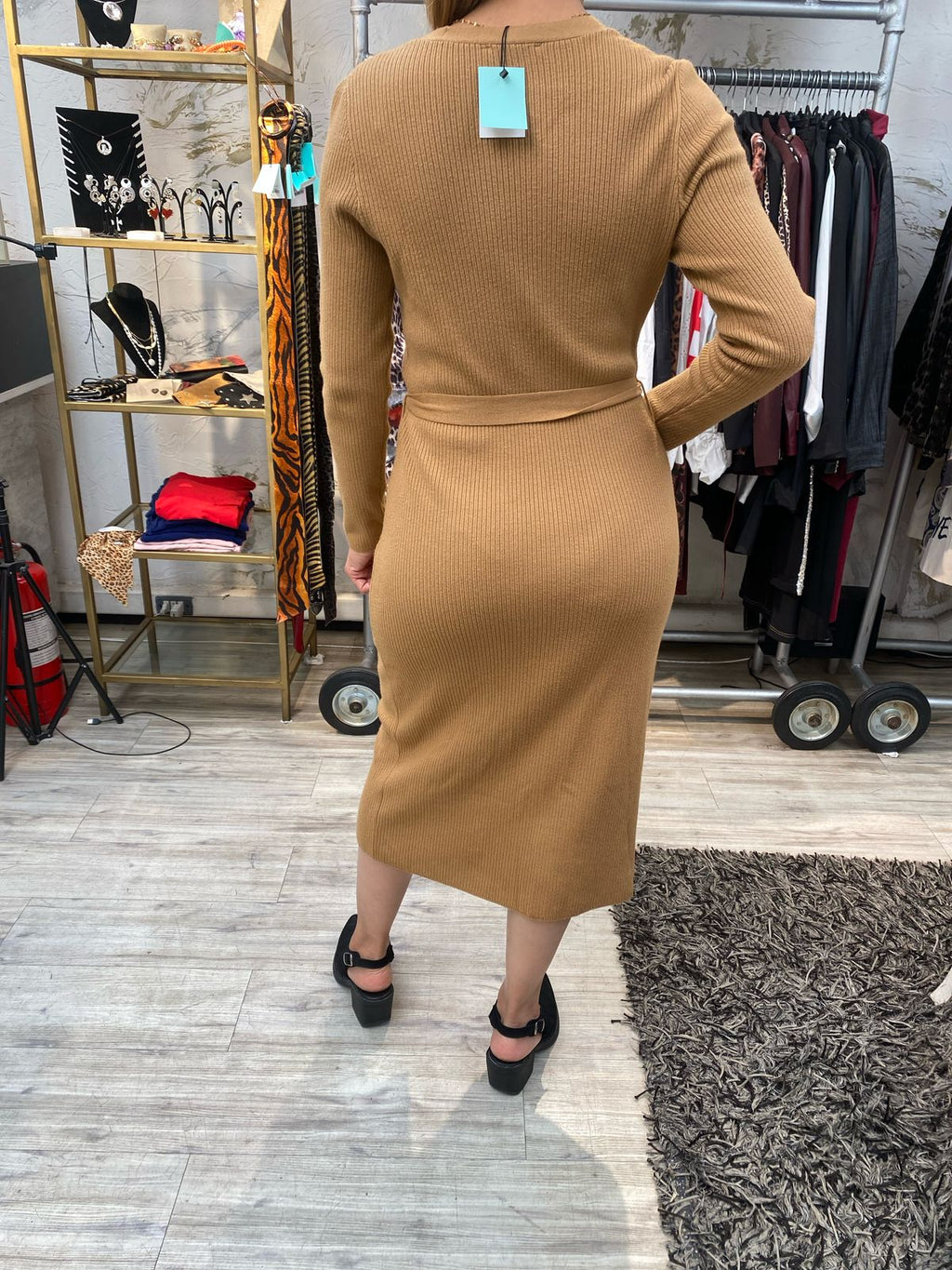 Vestido beige tejido