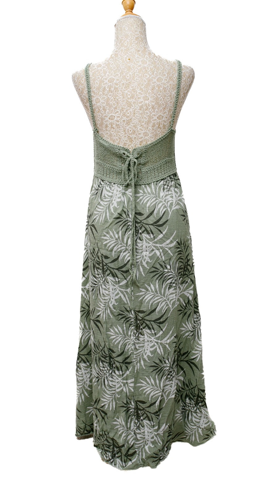 Vestido verde con crochet
