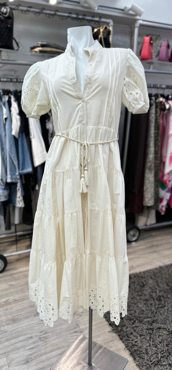 vestido manga corta broderie