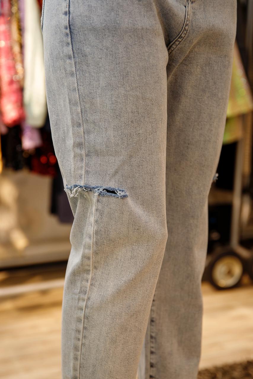 Jeans rotura rodilla