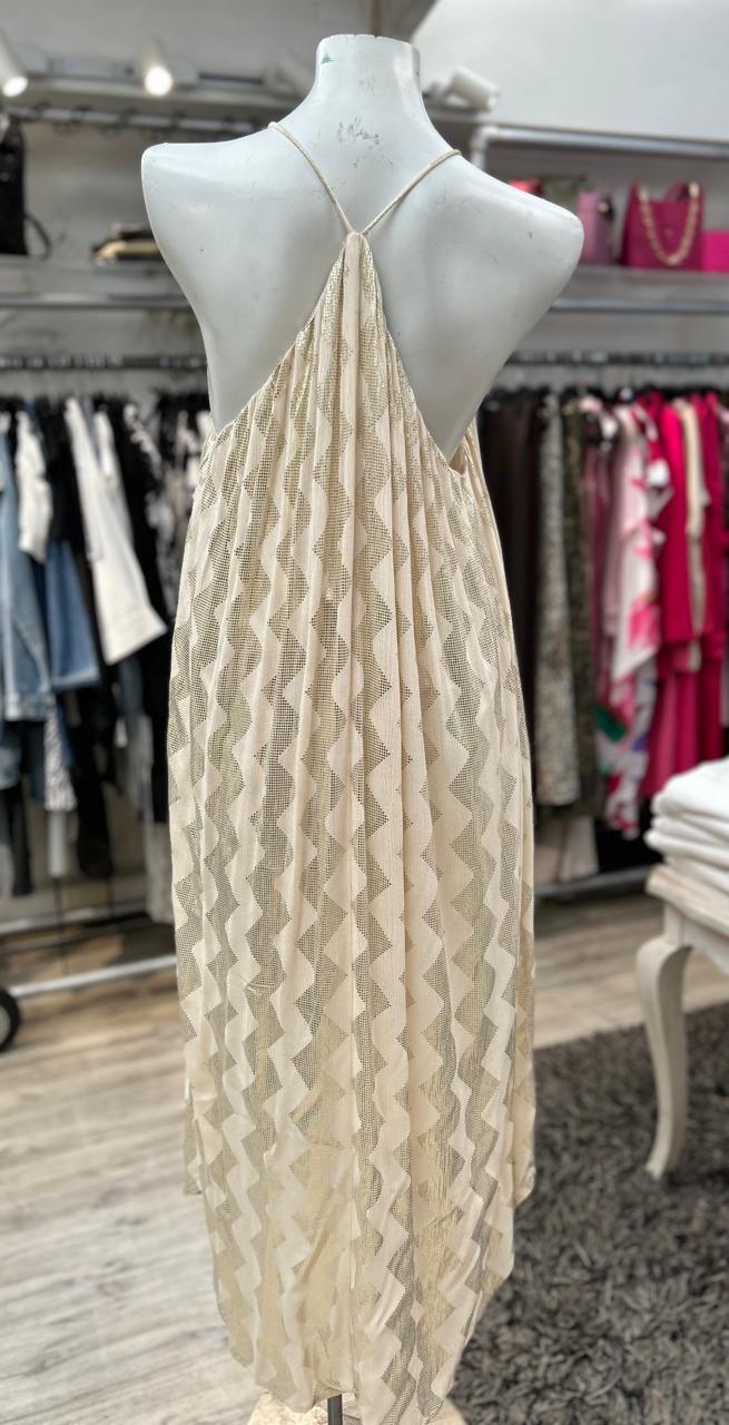 Vestido beige folia dorada