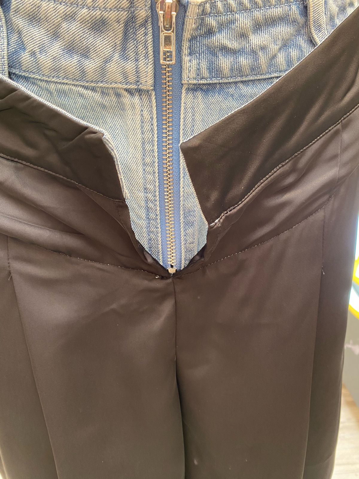 Pantalón jeans/satín sastre negro