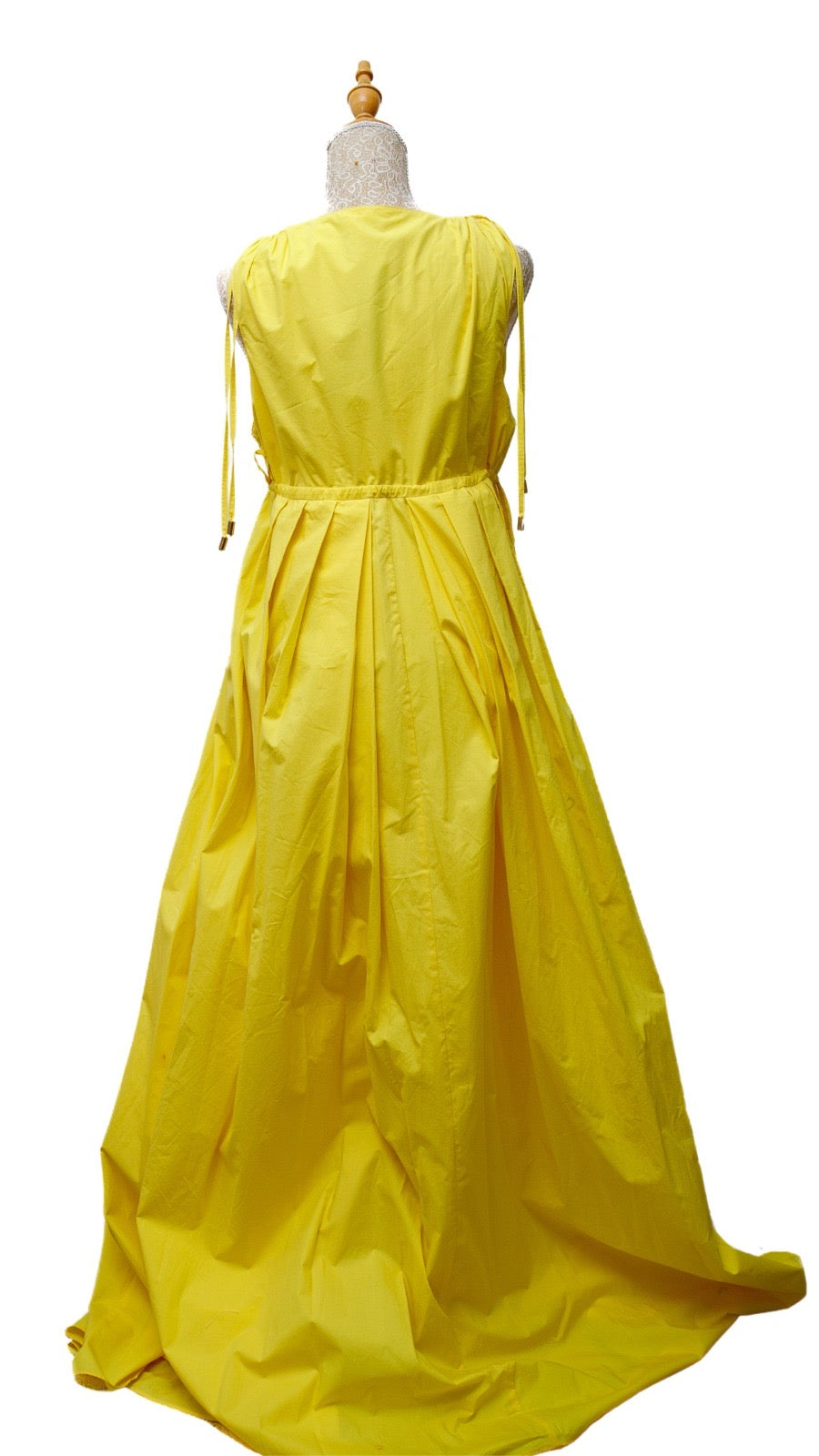 Vestido amarras amarillo corte amplio