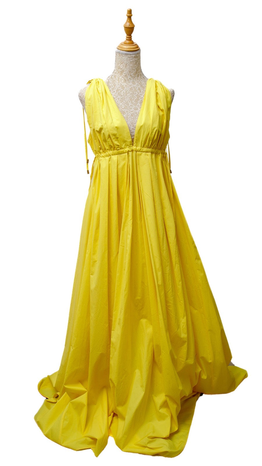 Vestido amarras amarillo corte amplio